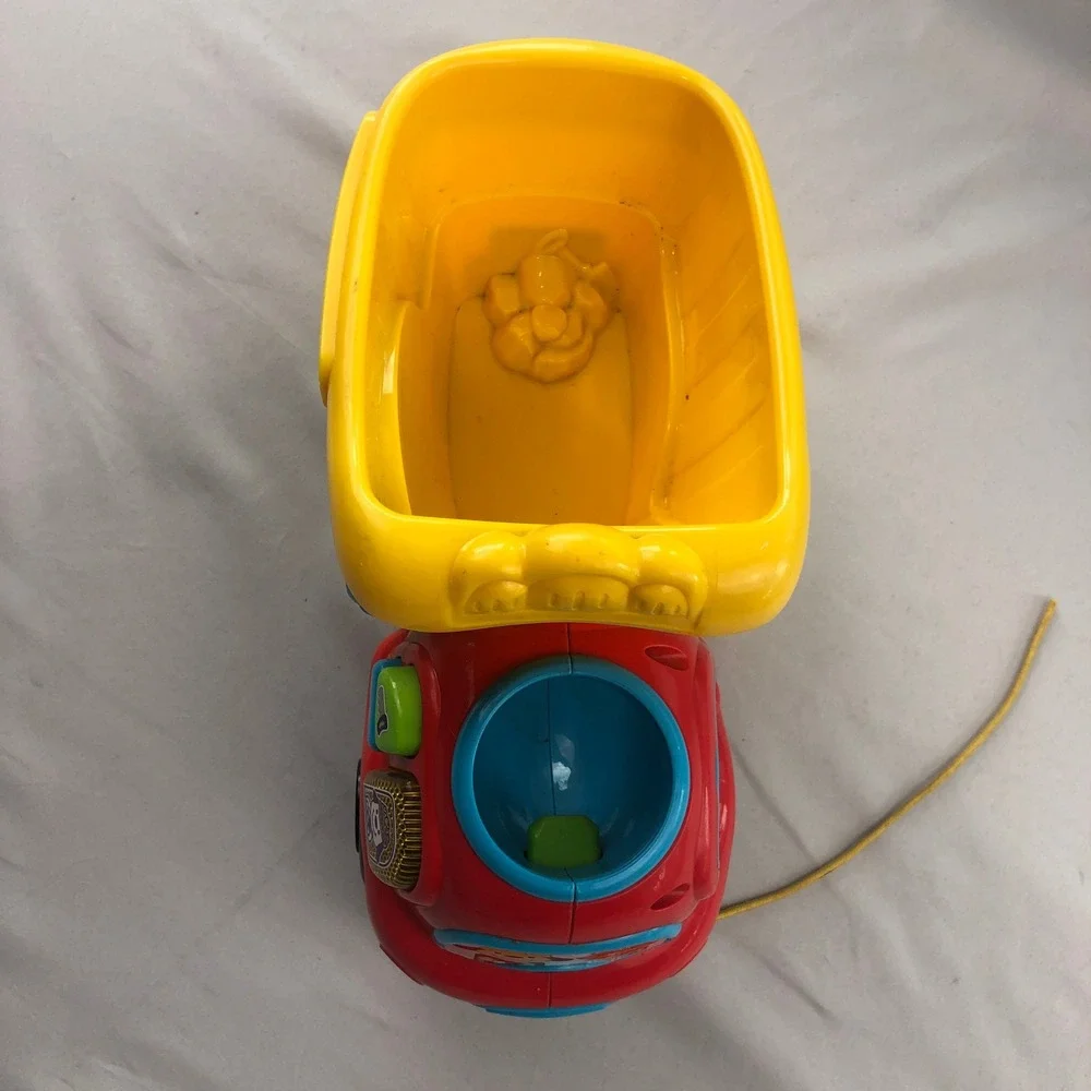 VTech Drop and Go Dump Truck Red Yellow Toddler Learning Toy Pull Along Truck